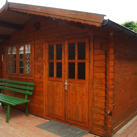 펜션 Kirschbluete 55182